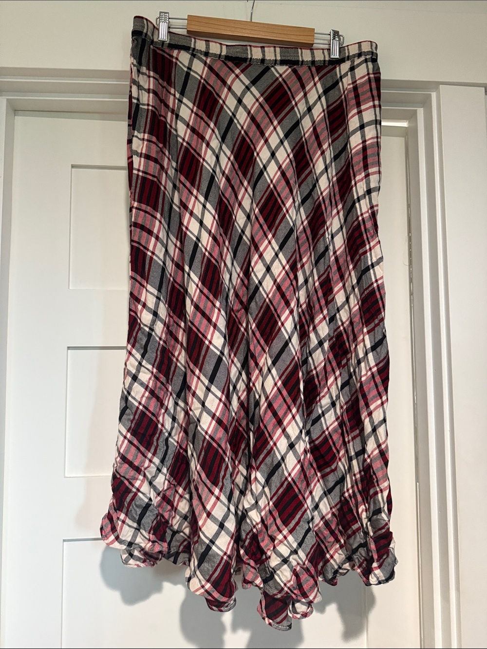 Chaps Plaid Circle Skirt in Burgundy, Black and White
